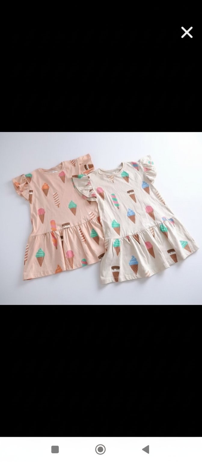 Lot 2 robes 6/7 et 7/8 ans 