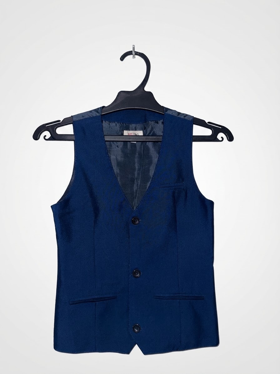 Costume garçon 7 ans – spécial mariage 🤵‍♂️ Très joli costume pour garçon de 7 ans blue marine
