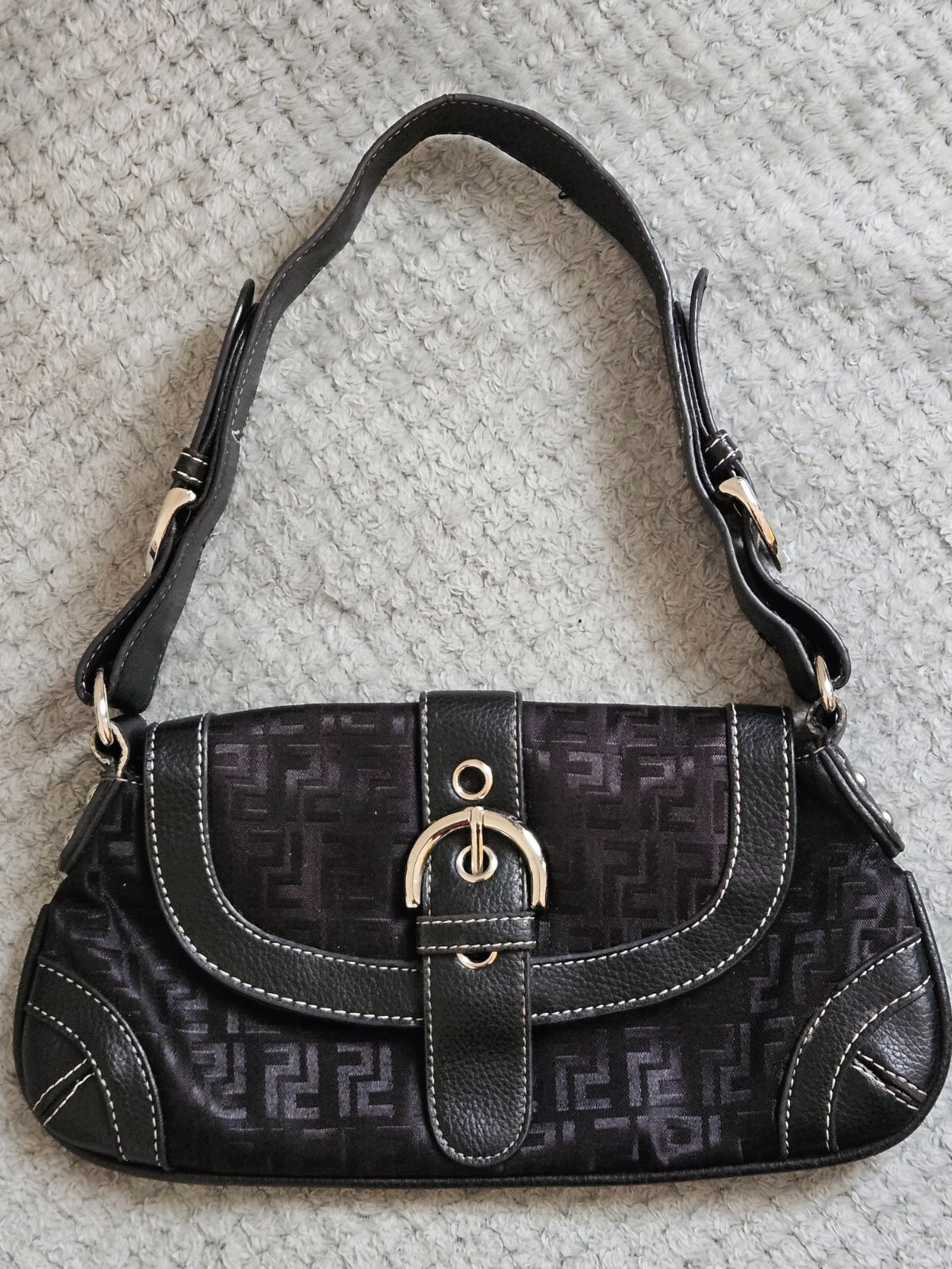 Sac vintage style fendi de làamrque le chateau