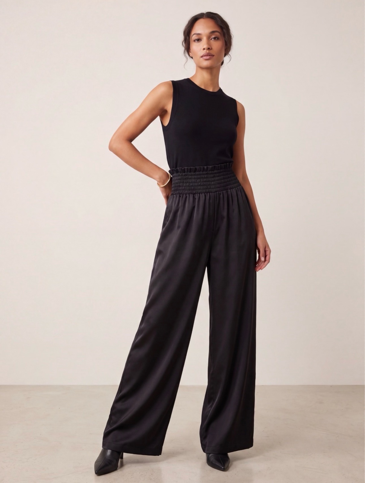 Pantalon en satin noir