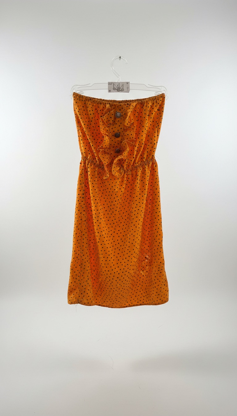 Robe polka dots orange avec des petits boutons 