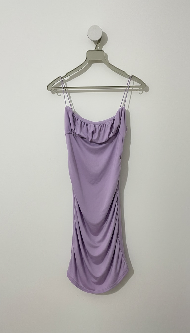 Robe violet sexy et élegante en satin 