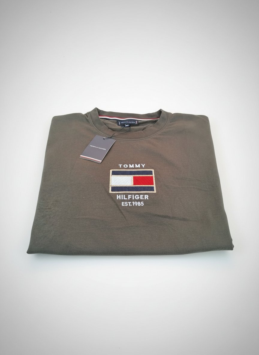 T-shirt Tommy neuf 100% coton 