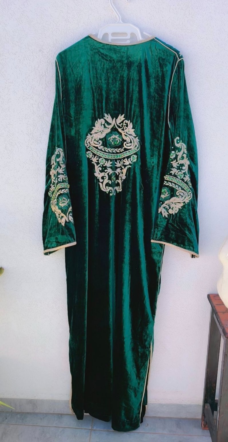 Kimono en velours brodé 