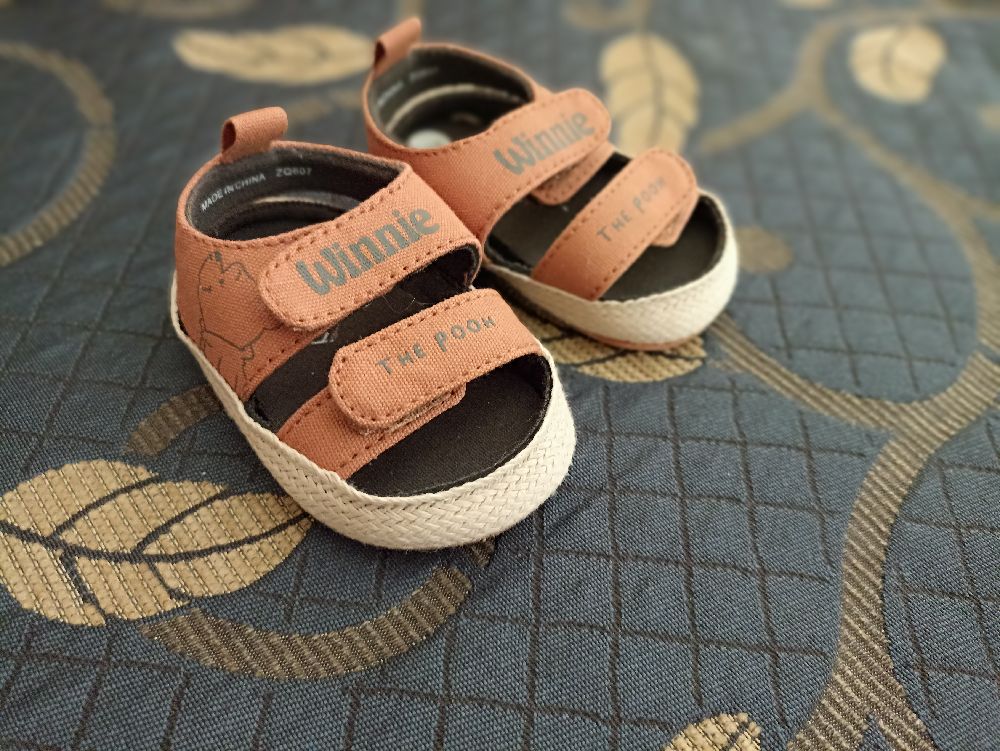 Sandales bébé KIABI 3-6 intact 👌