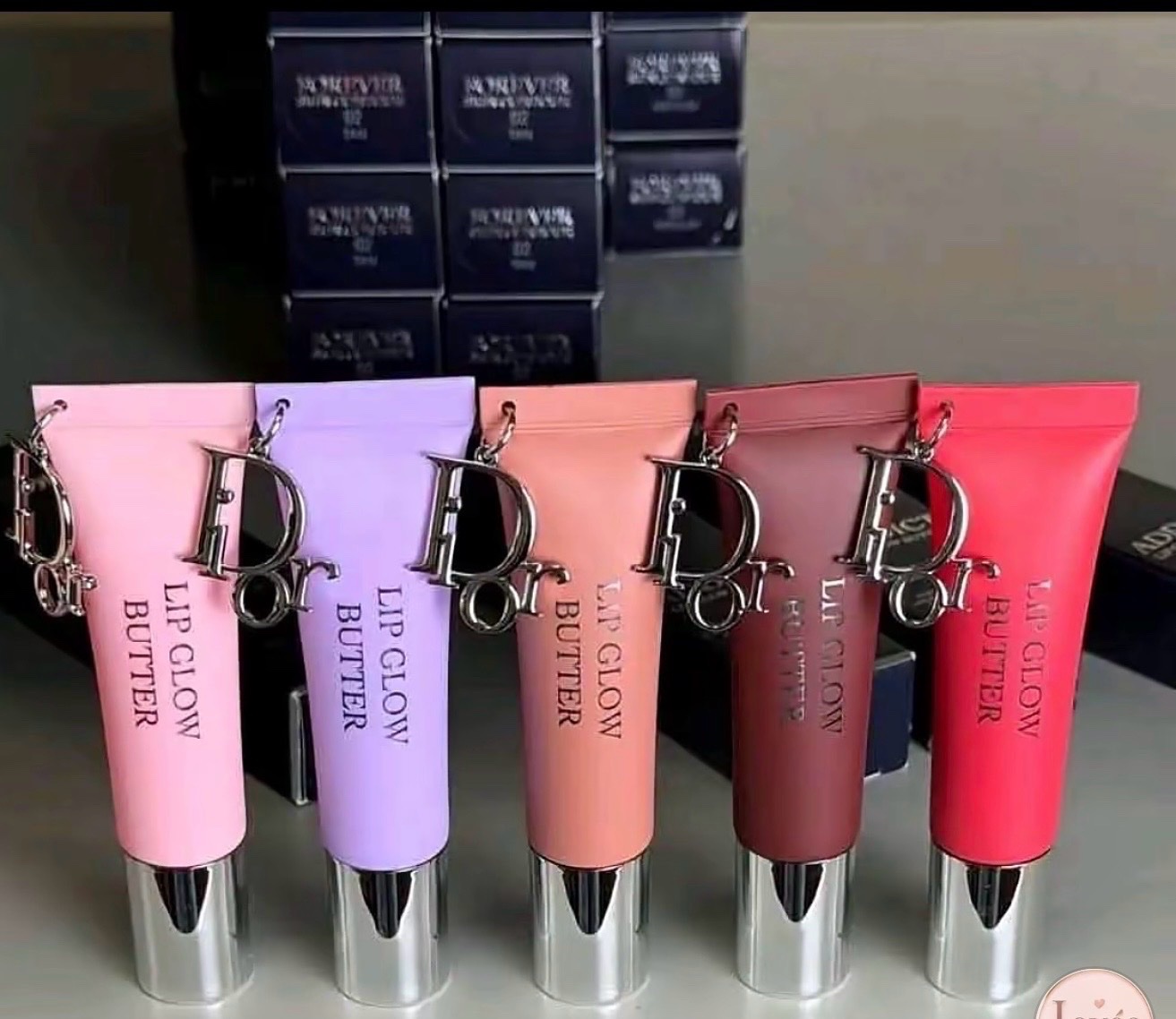 Lip glow 