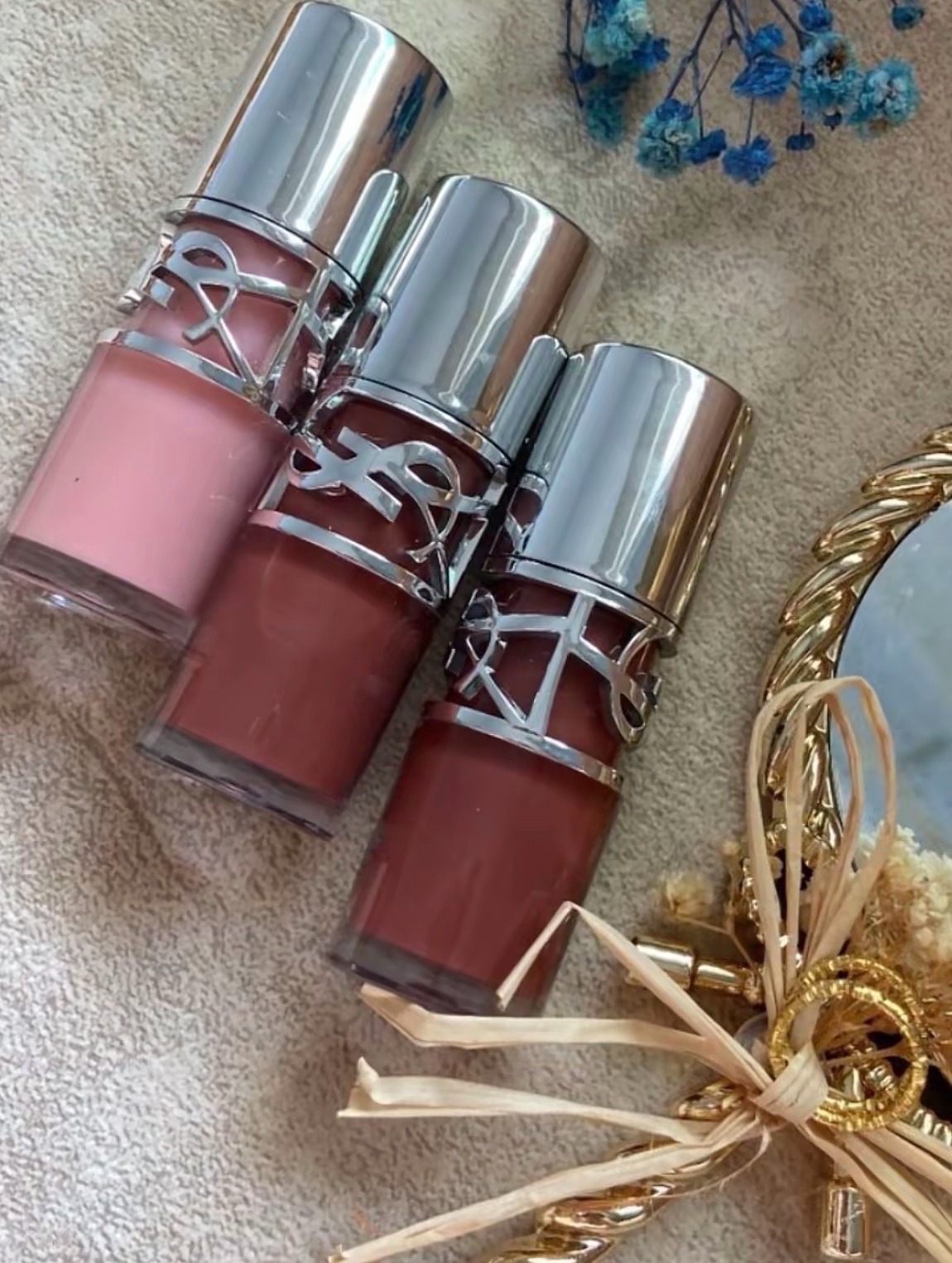Gloss 