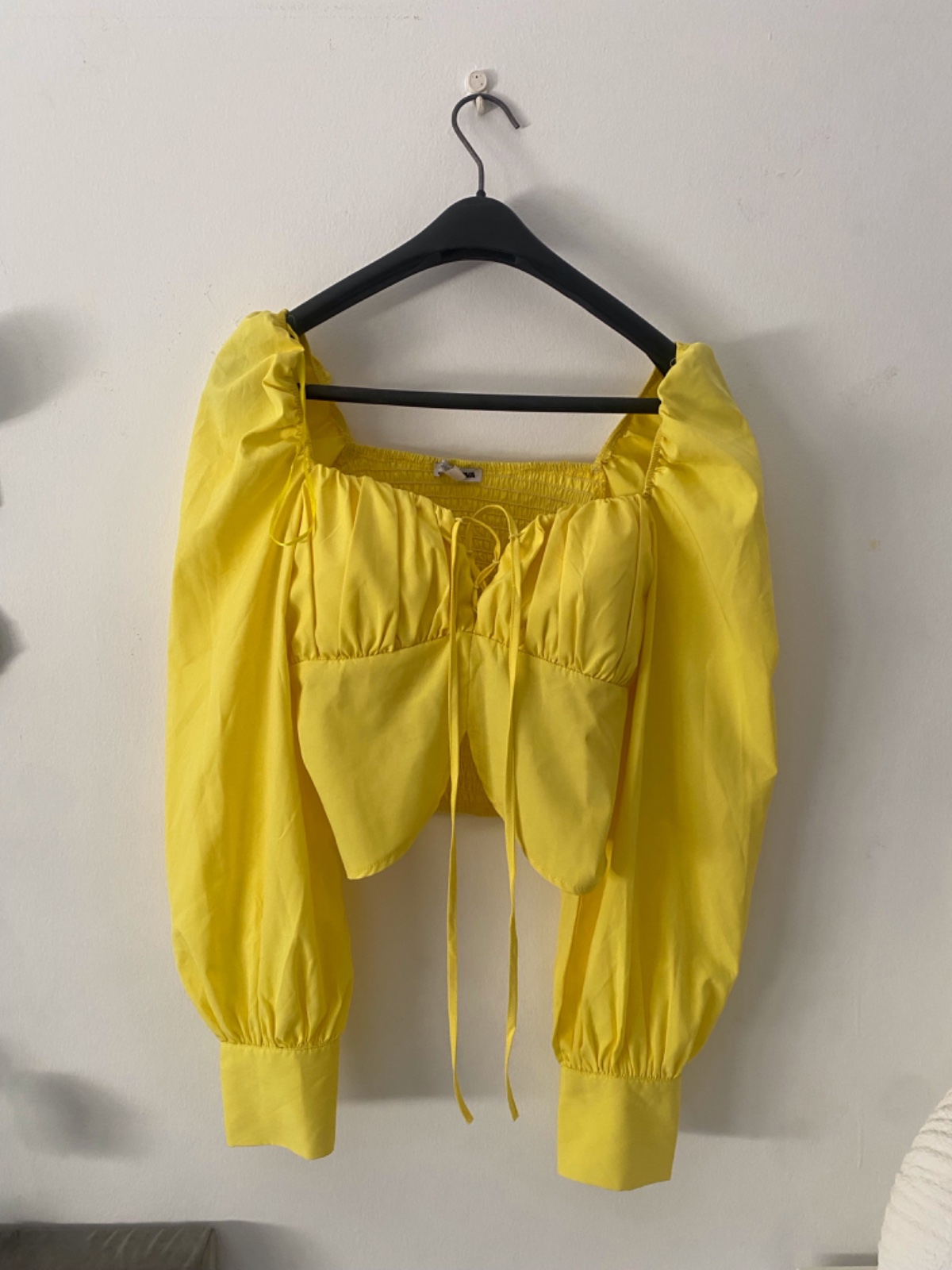 Top jaune 