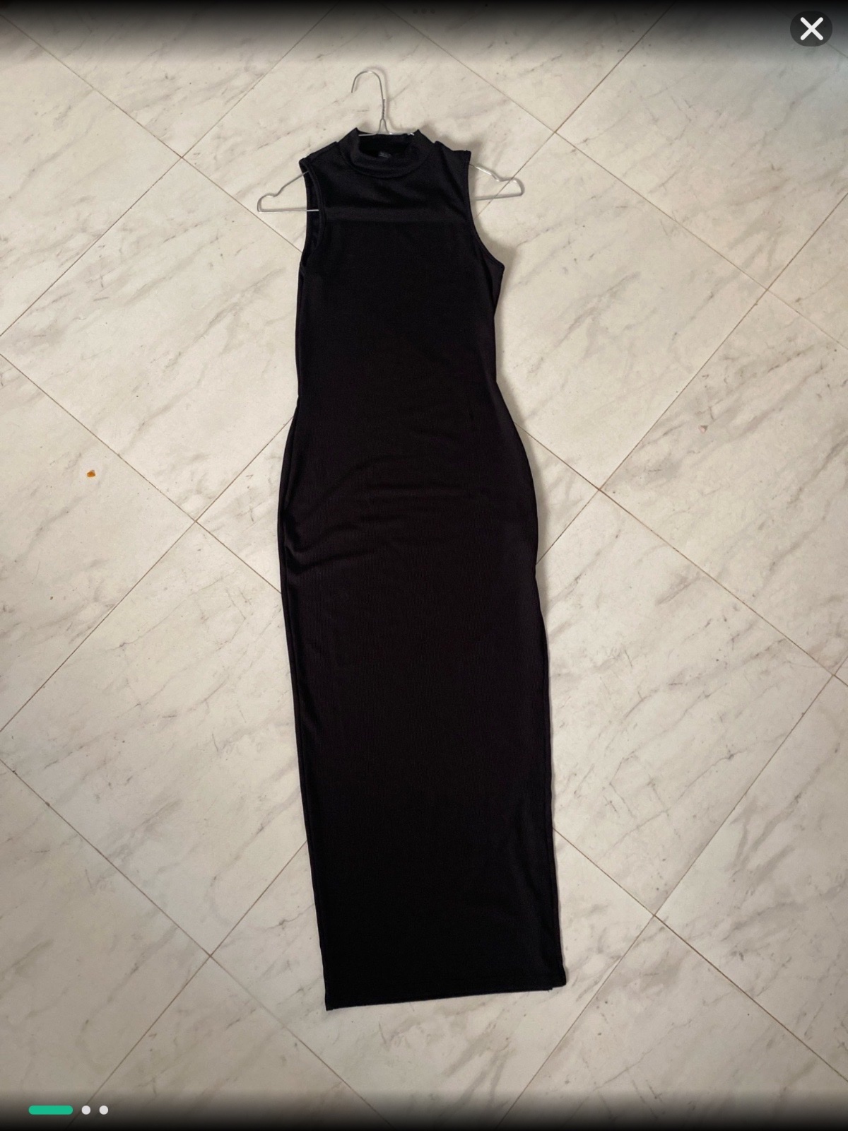 Robe shein avec une petite fente