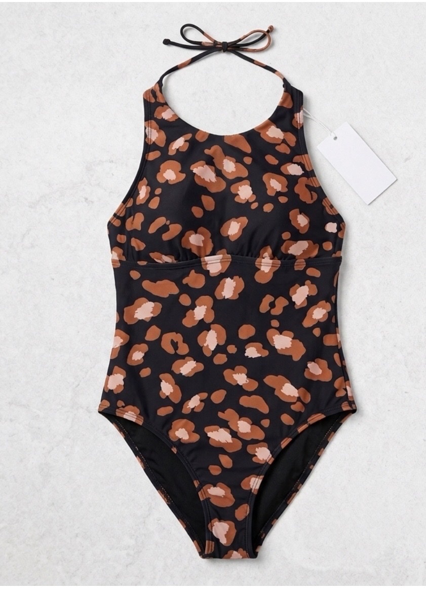 Maillot de bain 1 pièce col montant motif léopard