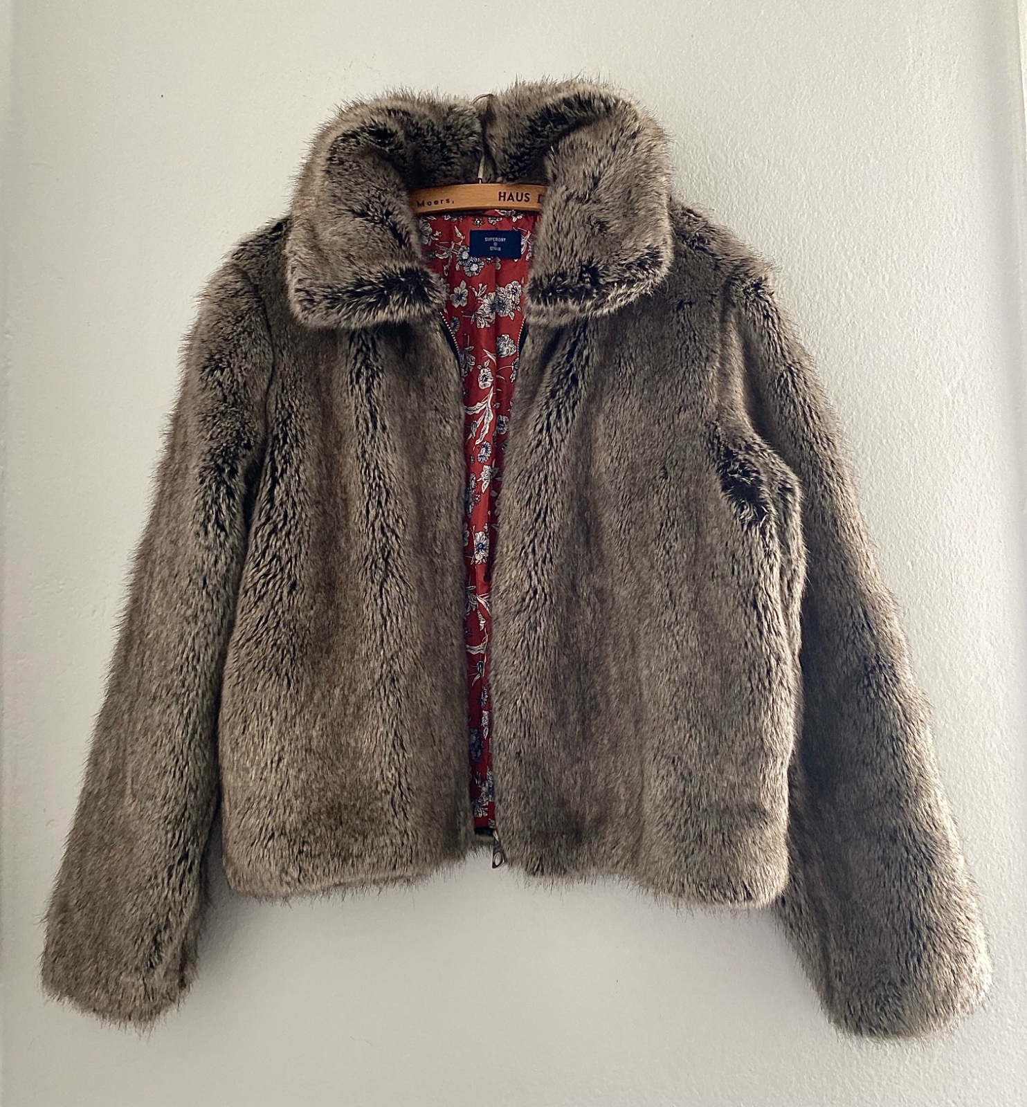 Veste fausse fourrure