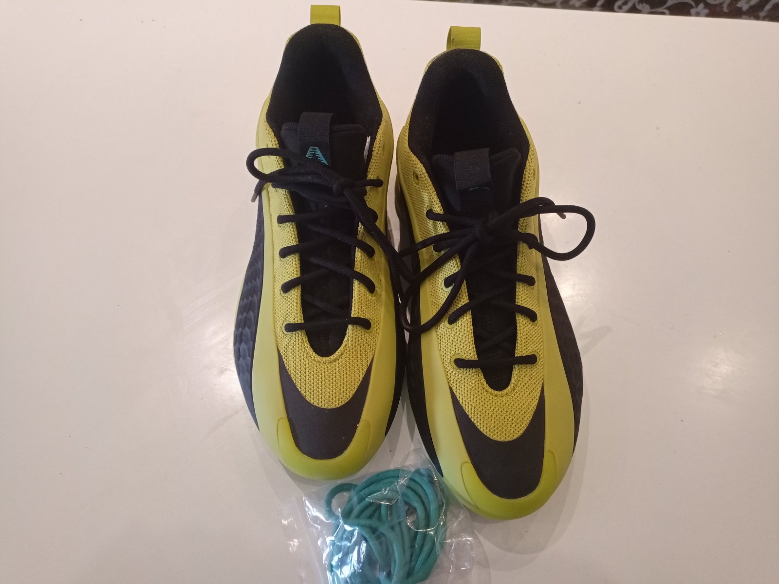  Chaussures professionnelles pour sport en salle 