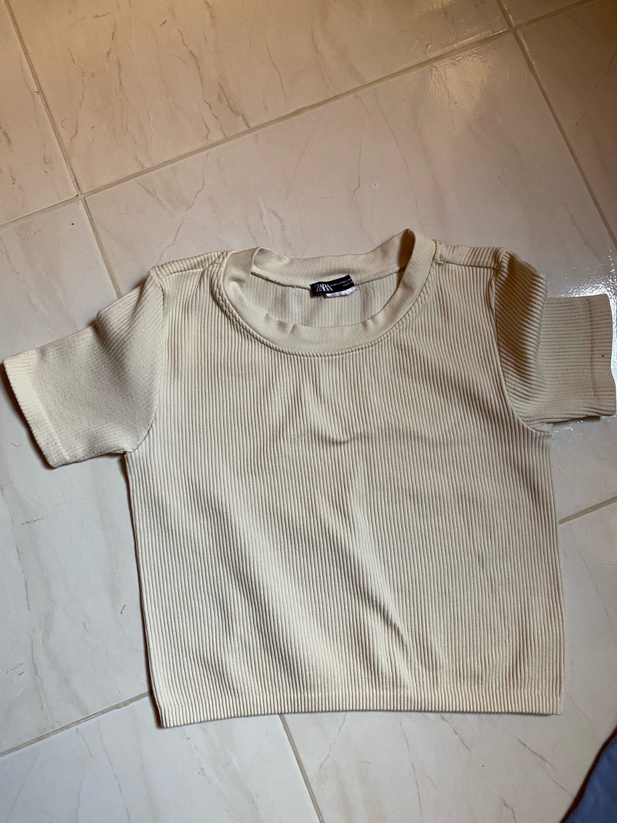 3 tops a 41dt Taille m/l