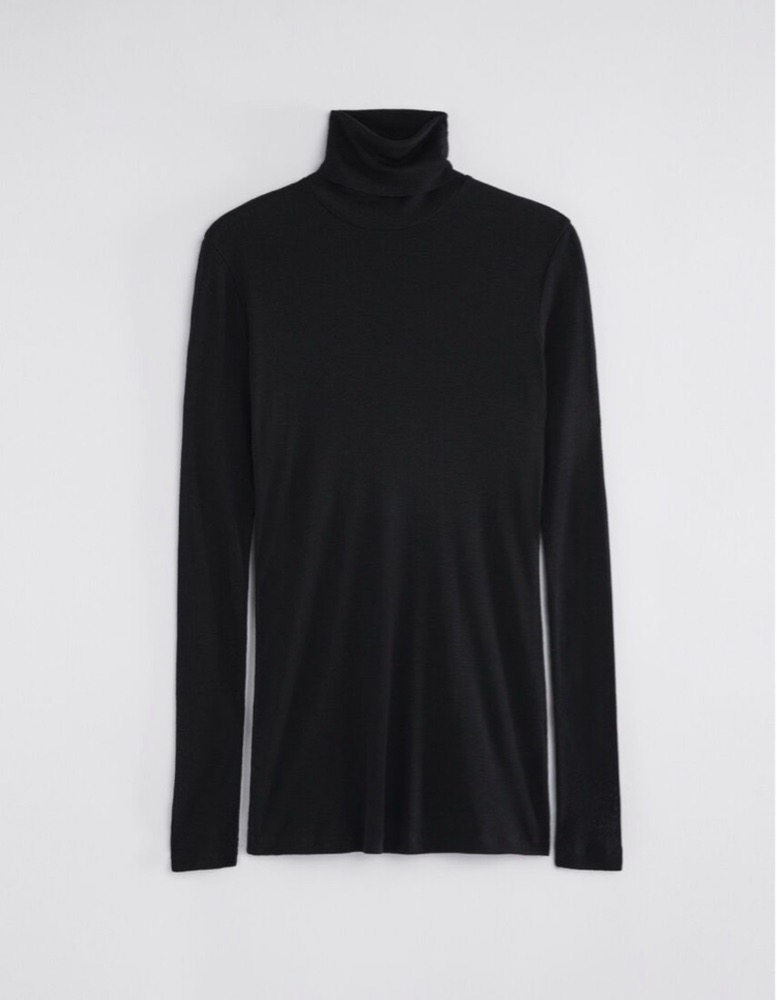 Pull col montant