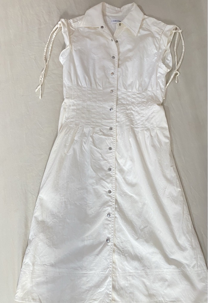 Robe élégante Calvin Klein ✨🤍