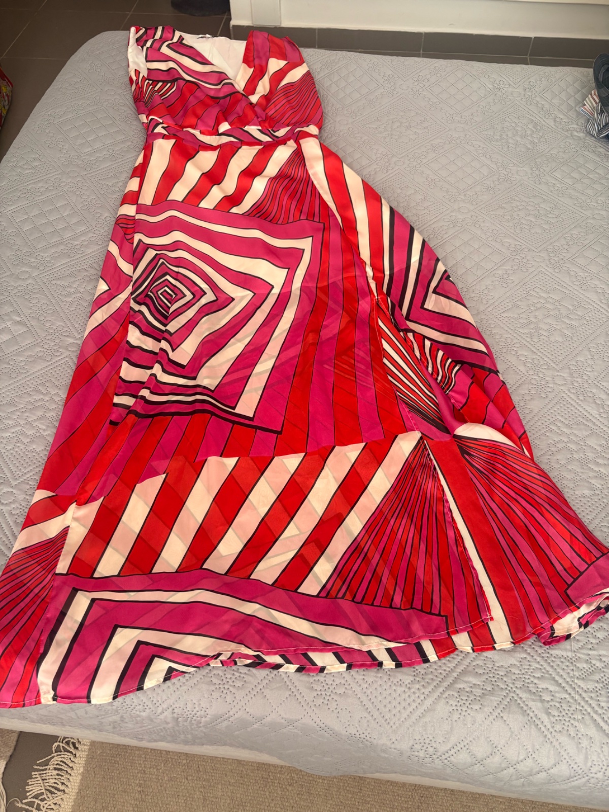 Robe longue avec fente a l avant
