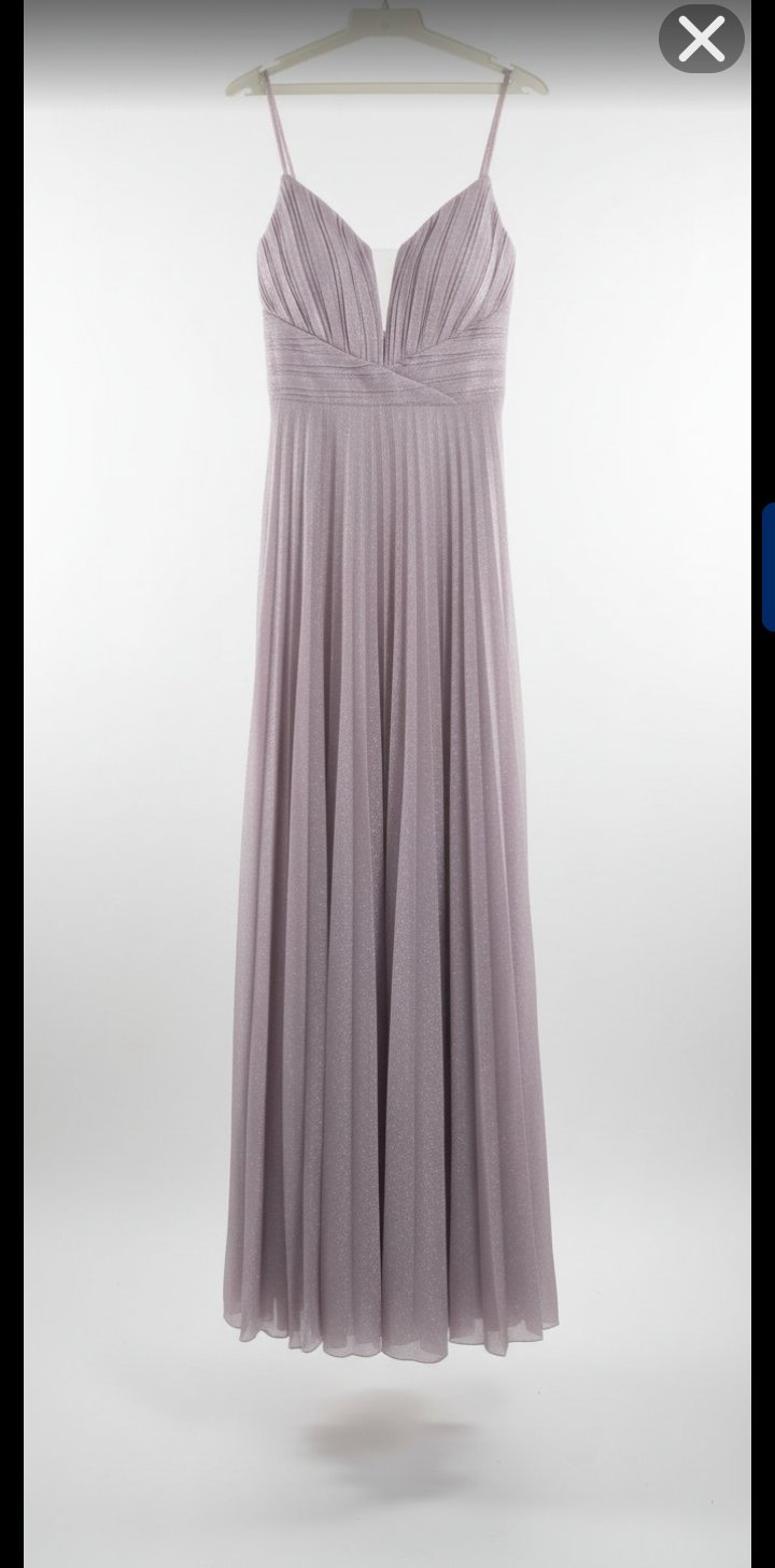 Robe soirée couleur lilas légèrement pailletée 