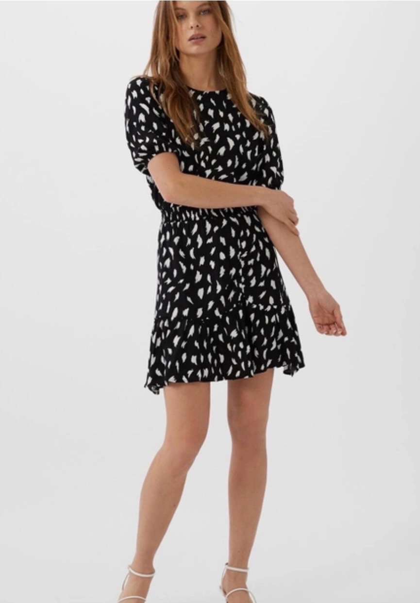 Robe noire et blanc 