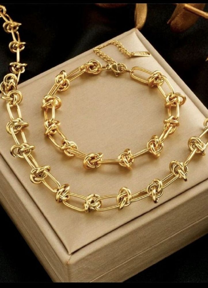 Superbe parure collier+ bracelet 