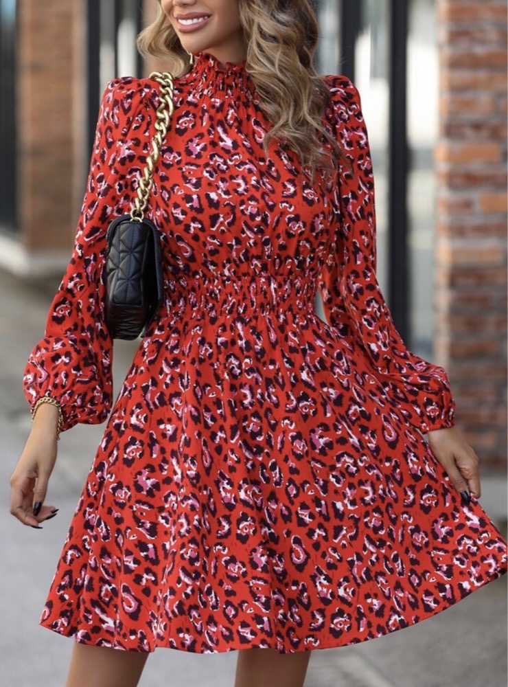 robe courte jamais portée 
