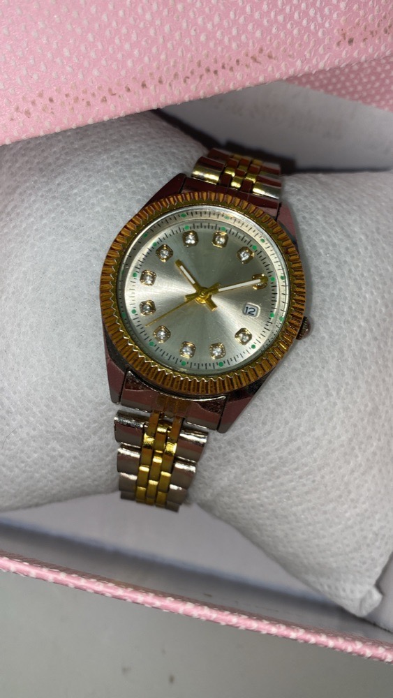 Montre dorée