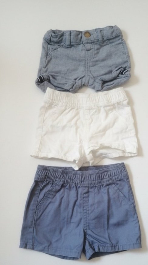 Lot Short kiabi 