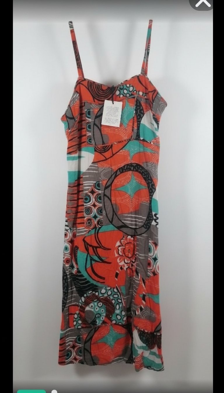 Robe bretelles tropicale 