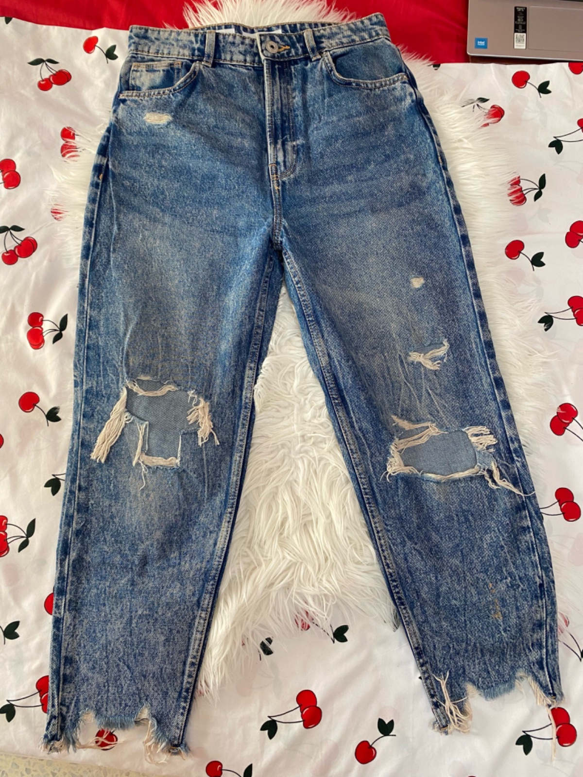 Jean boyfriend 