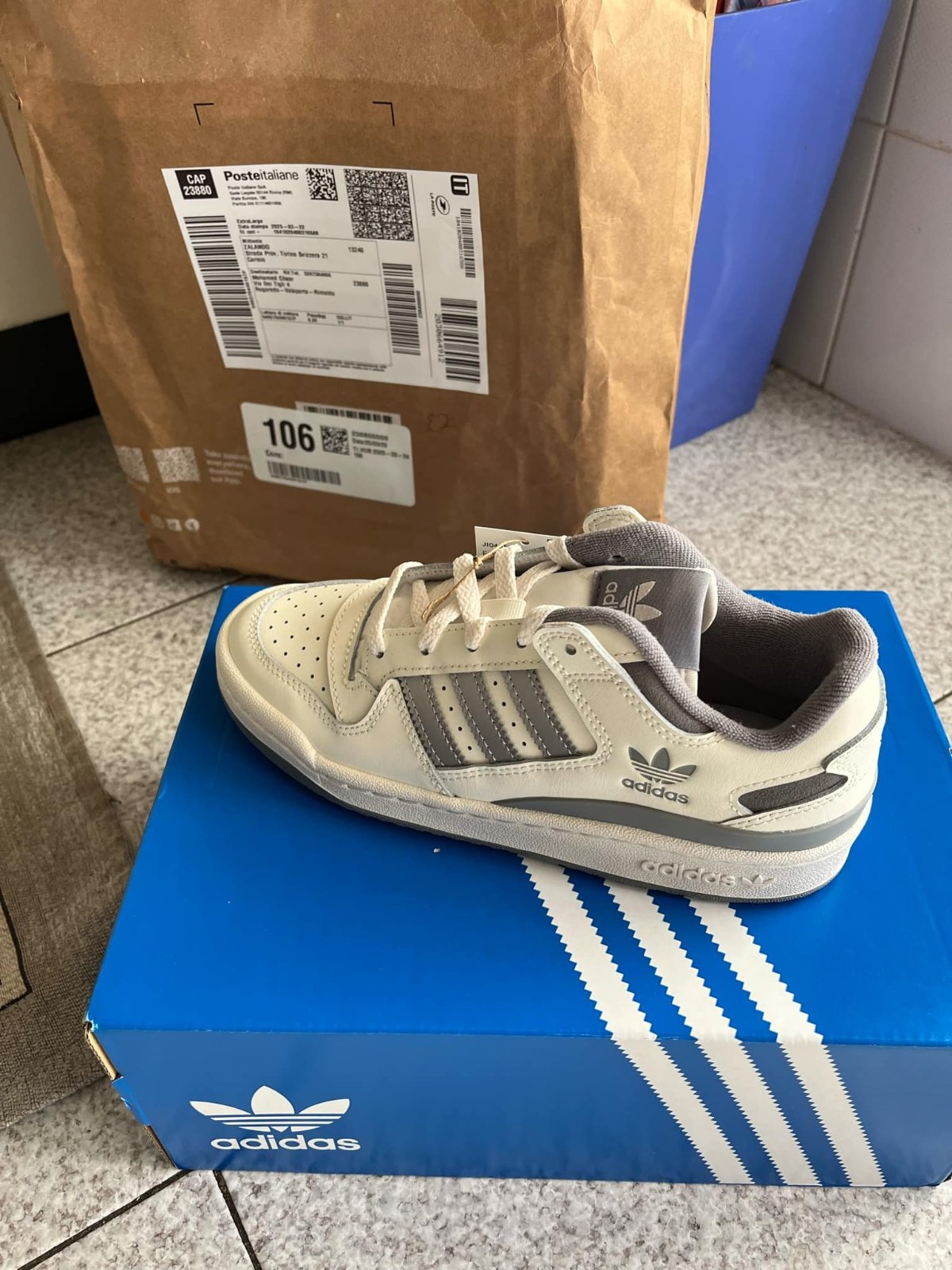 Adidas 