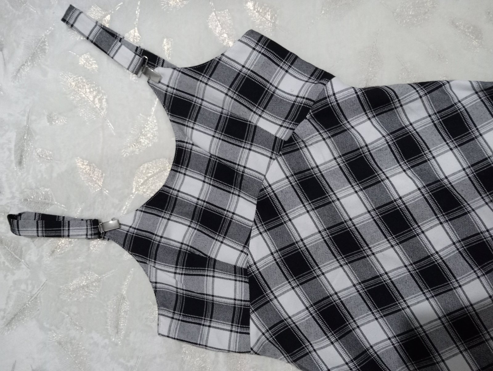 Robe noir et blanc 