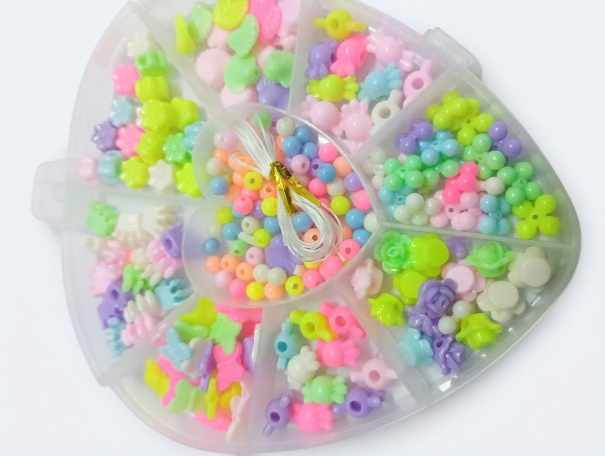 Coffret Bricolage & Création de Bijoux Enfants - Perles Fantaisie & Fil Elastique