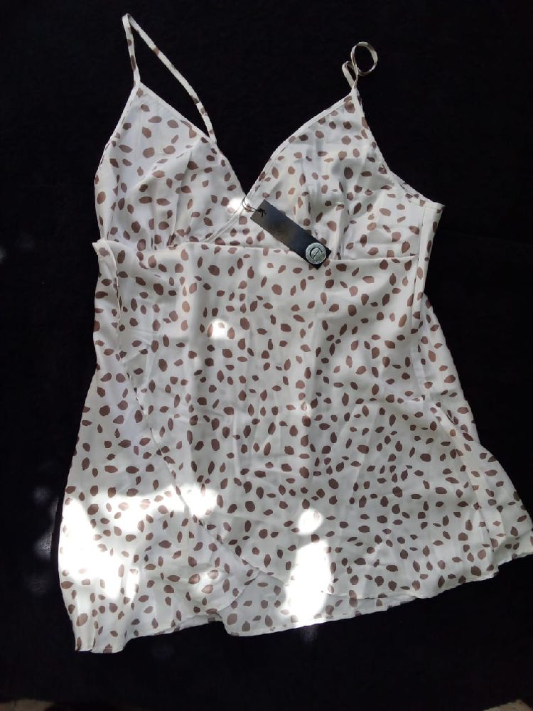 Nuisette CL chic en satin 