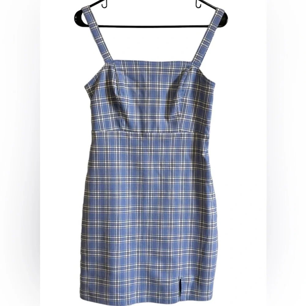 Robe courte à carreaux bleus et blancs 