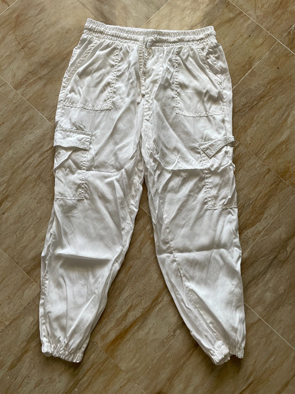 Pantalon cargo blanc fluide 