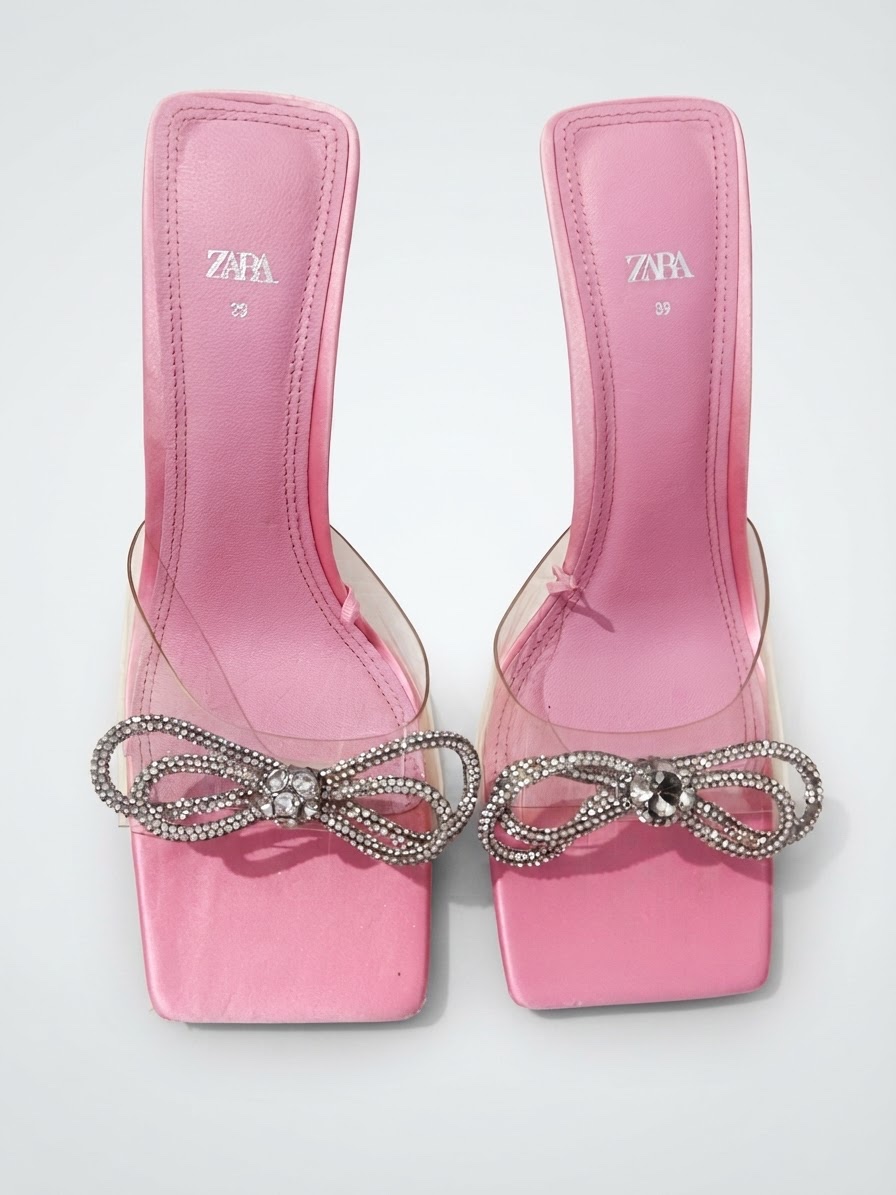 Sandales à talons Zara roses avec nœud en strass 