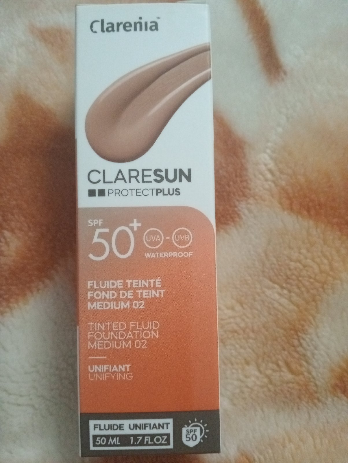 Ecran fond de teint clarenia spf50 neuf