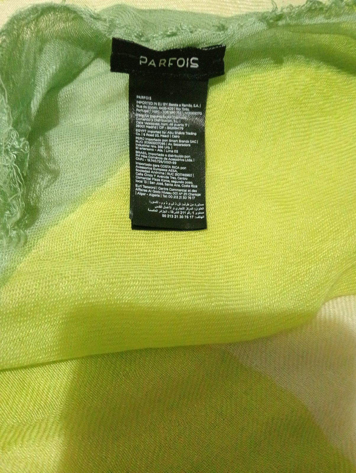 Echarpe parfois