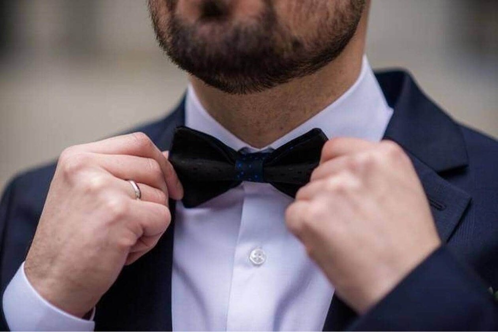 Noeud papillon noir en velour et satin Zazzi
