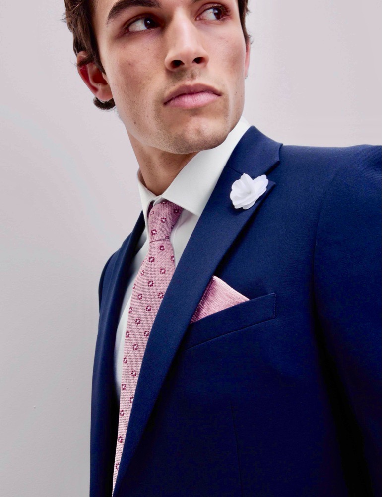 Cravate pure soie Mark&Spencer rose avec formes geometriques bleues