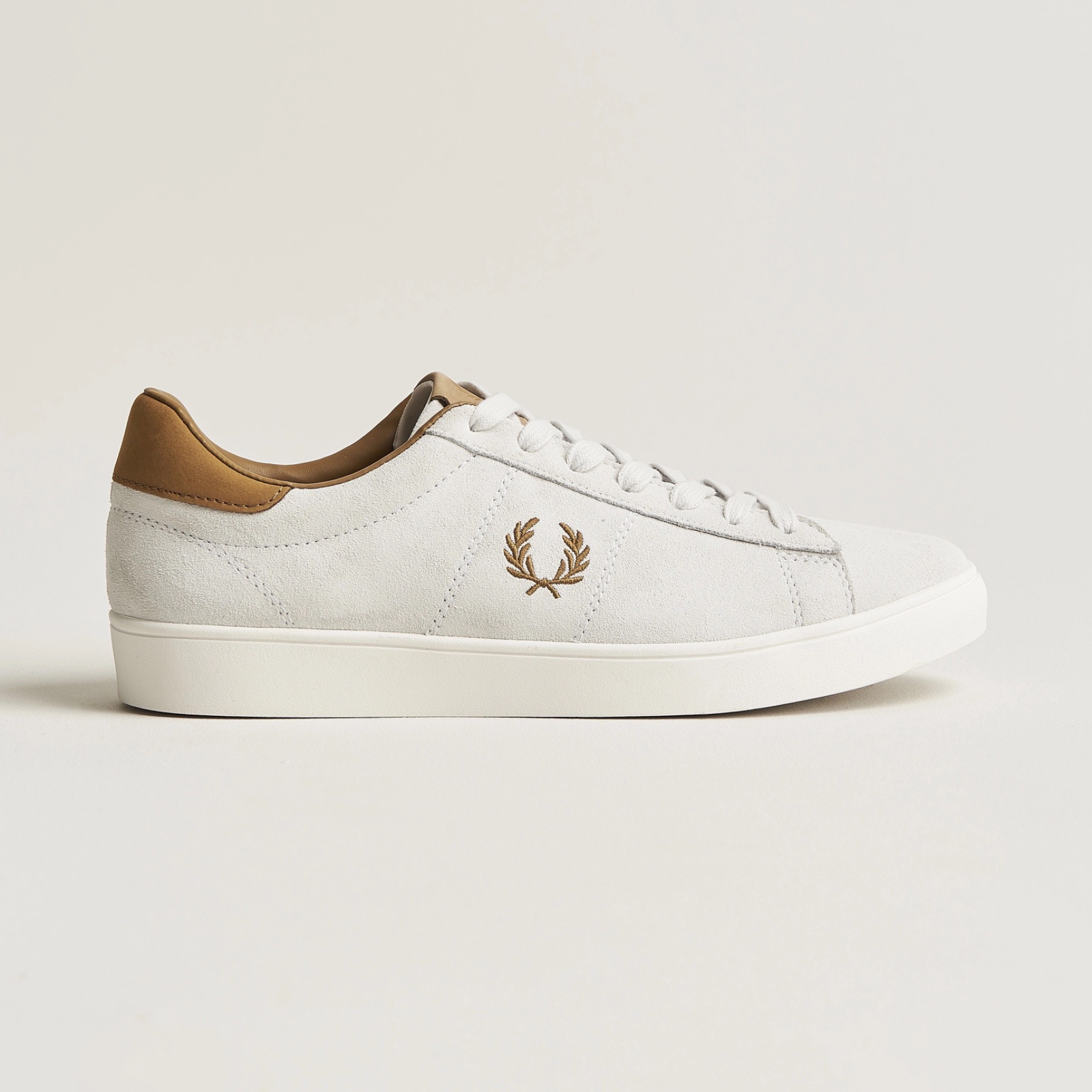 Baskets Fred Perry Spencer en suede beiges clair