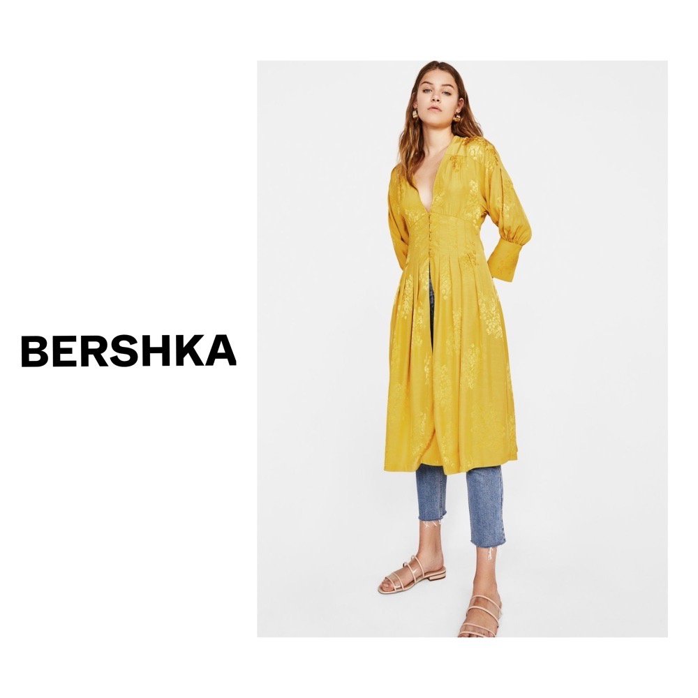 Robe kimono Bershka jaune moutarde legere 