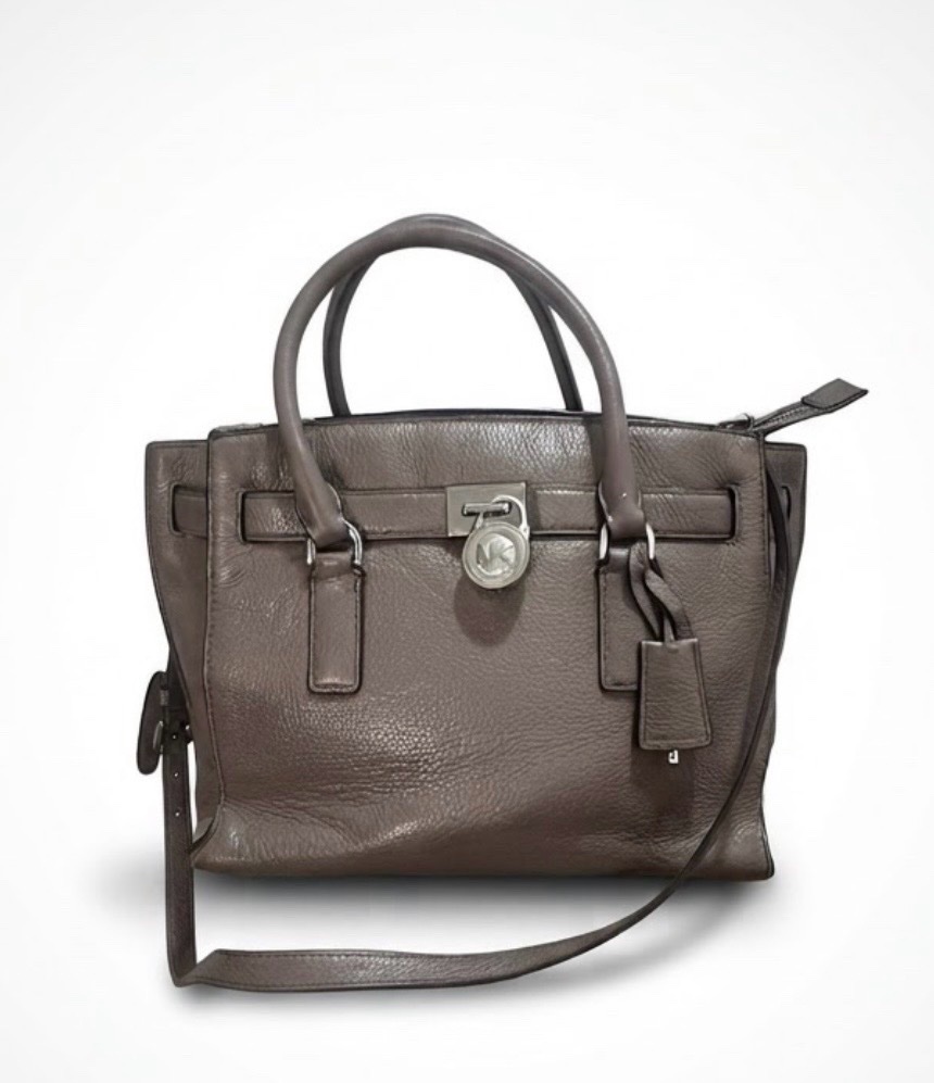 Michael Kors modele Hamilton sac en cuir gris 