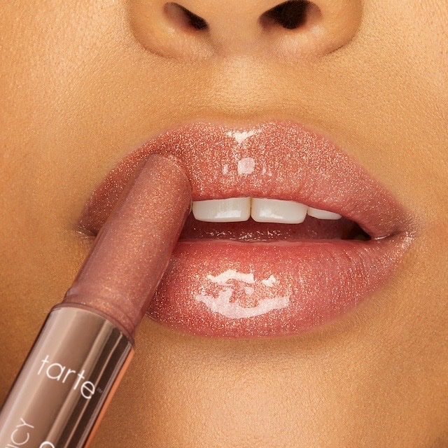 Gloss repulpant paillete