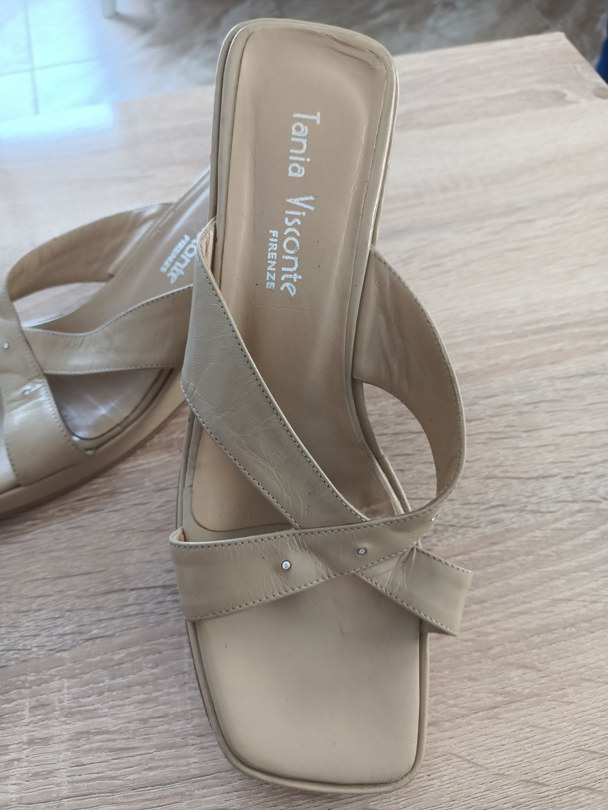 Jolie mule en cuir 
