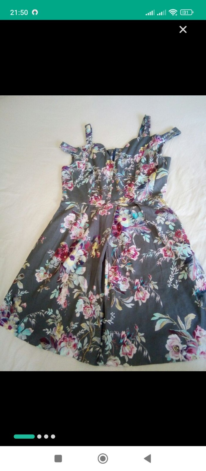 Robe dénudé Sasio