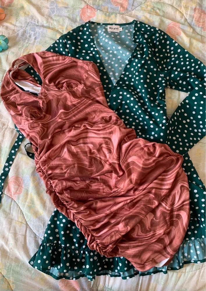 Lot de deux robes ❤️‍🔥❤️‍🔥❤️‍🔥