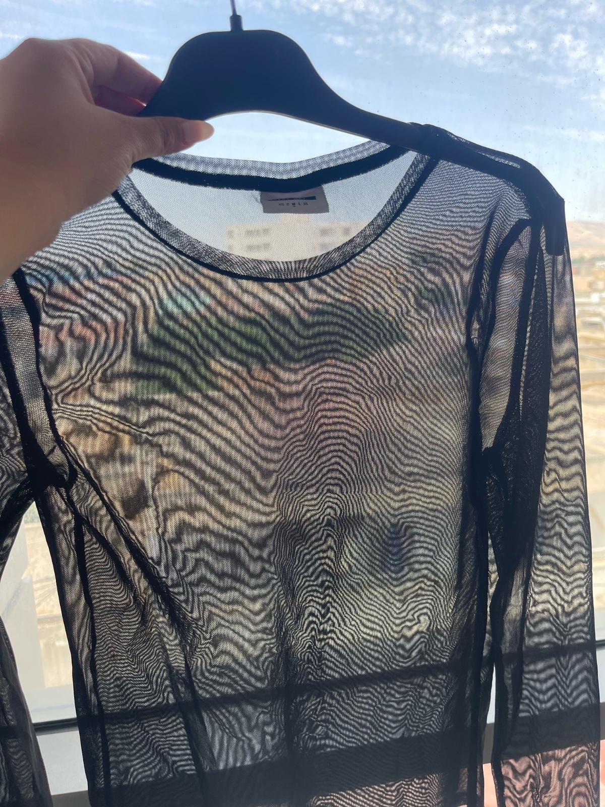 ✨ Top en tulle noir transparent – Taille M ✨