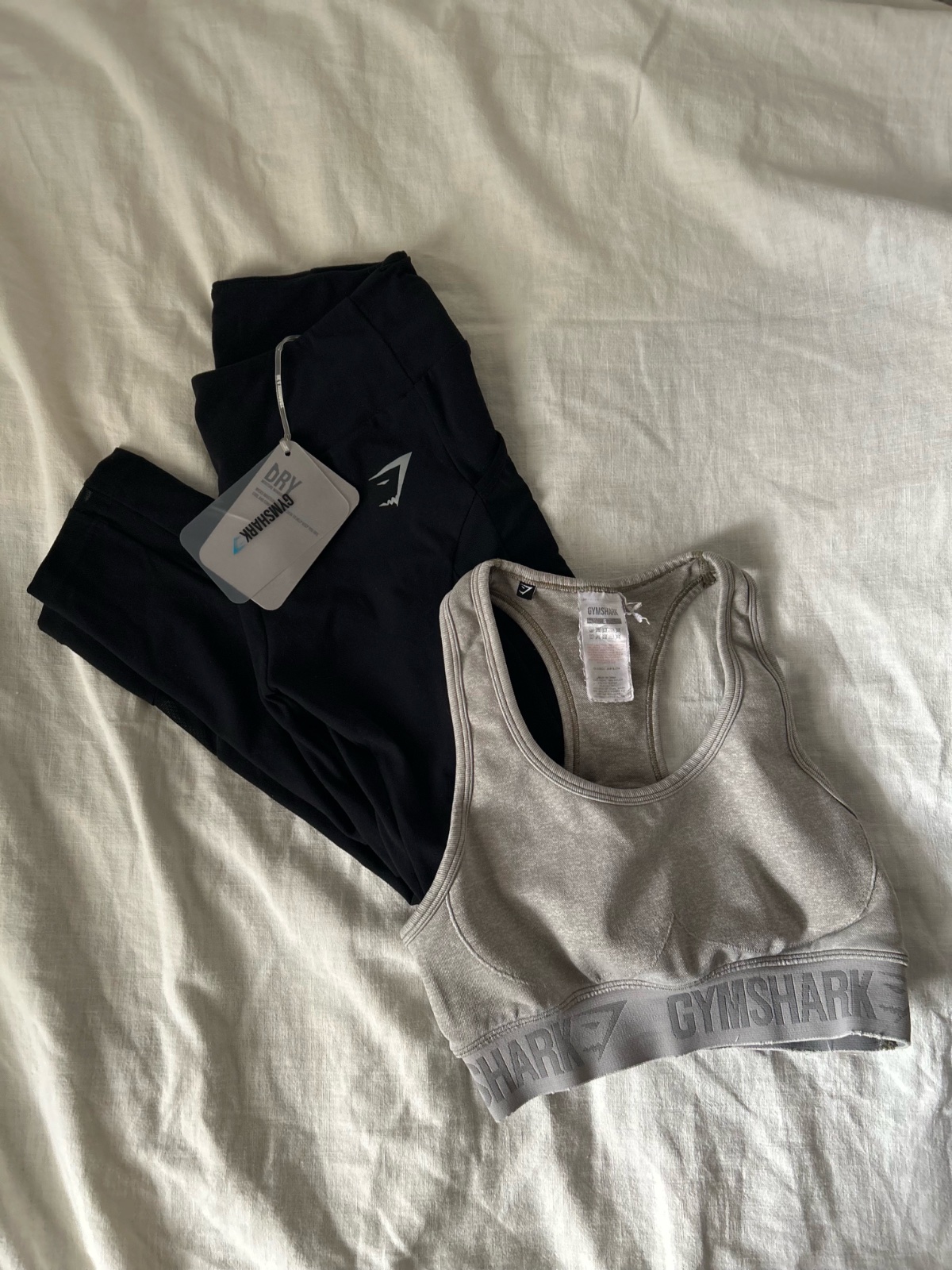 Legging gymshark Neuf avec brassiere
