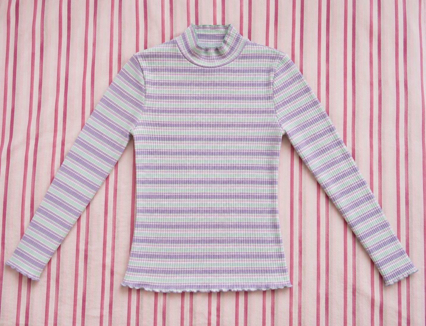 Pull rayé vert pastel & violet
