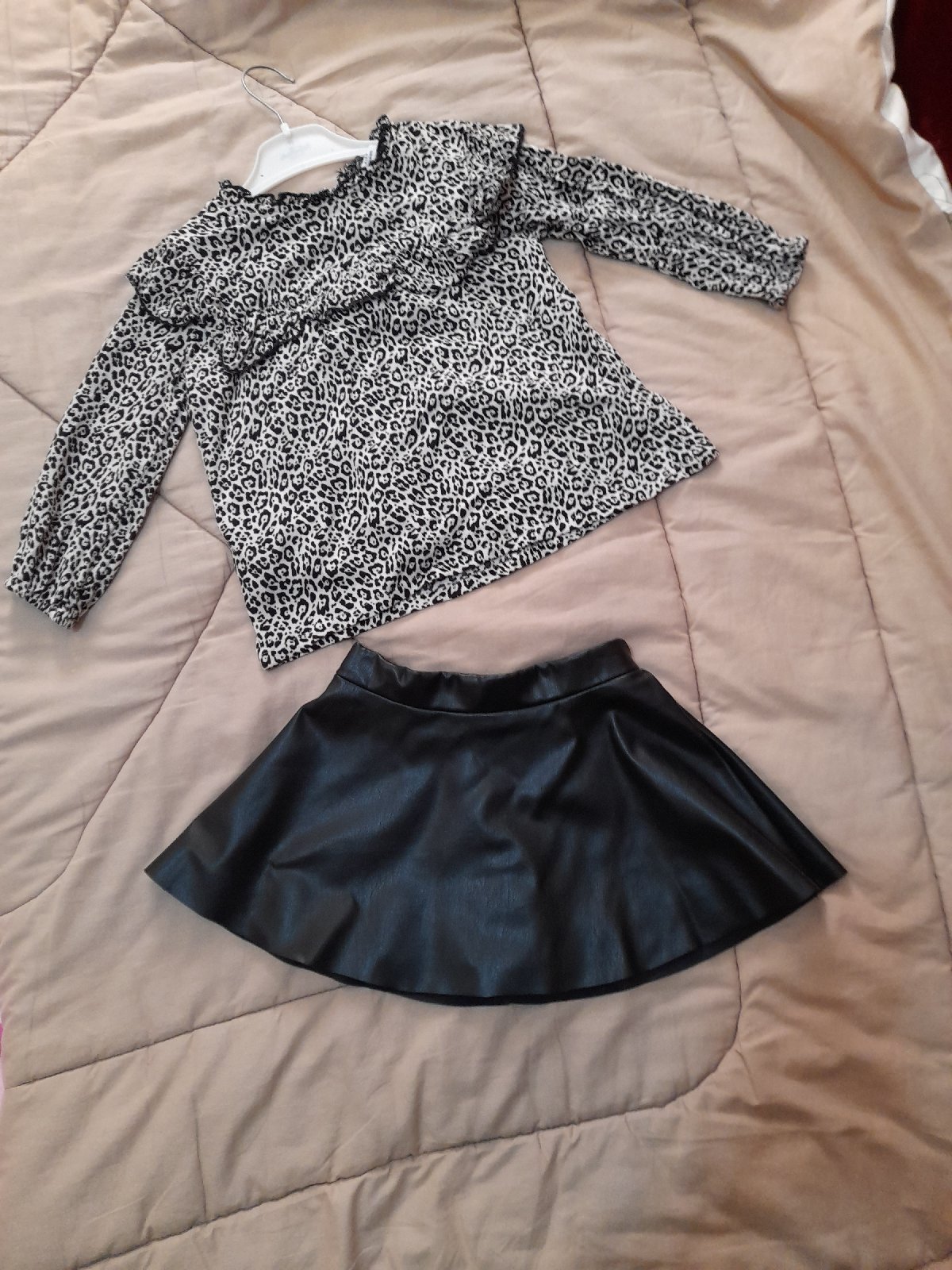 Jupe + chemise 